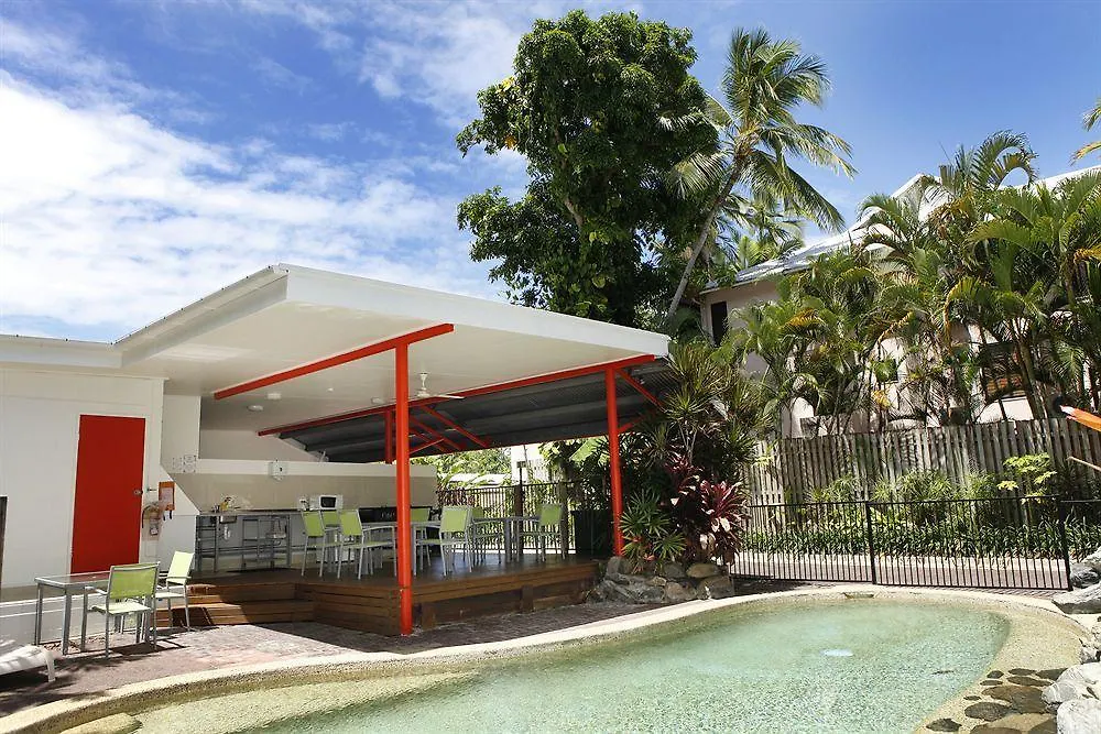 Port Douglas Motel